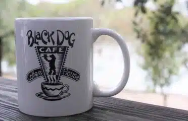 Black Dog Café