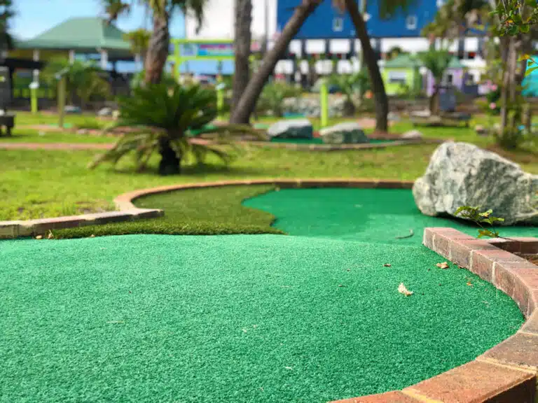 BFA-minigolf-6-1-1030x773